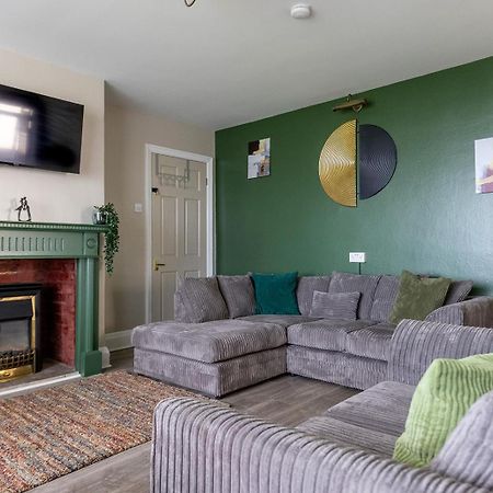 Beachfront Apartment - Ground Floor Apartment With Sea Views, Next To The Beach, Bridlington, North Yorkshire Bessingby ภายนอก รูปภาพ