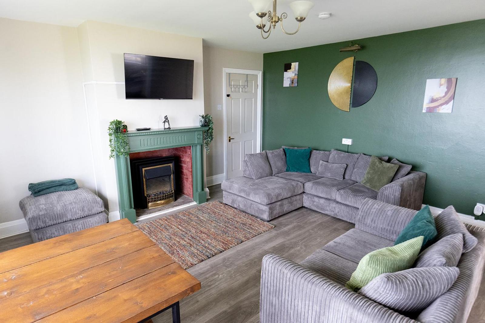 Beachfront Apartment - Ground Floor Apartment With Sea Views, Next To The Beach, Bridlington, North Yorkshire Bessingby ภายนอก รูปภาพ